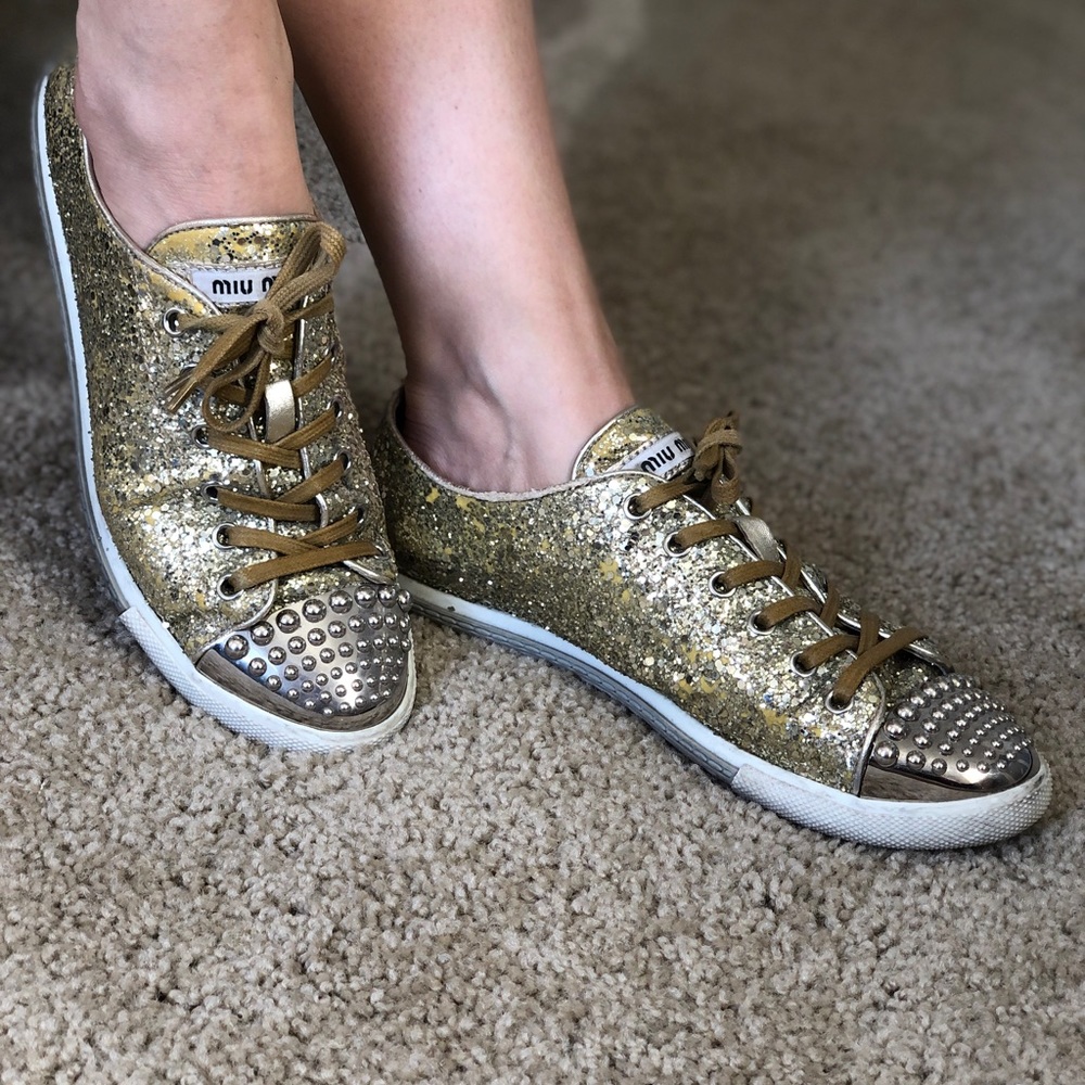 Miu Miu Metallic Embellished Glitter Sneaker(used)